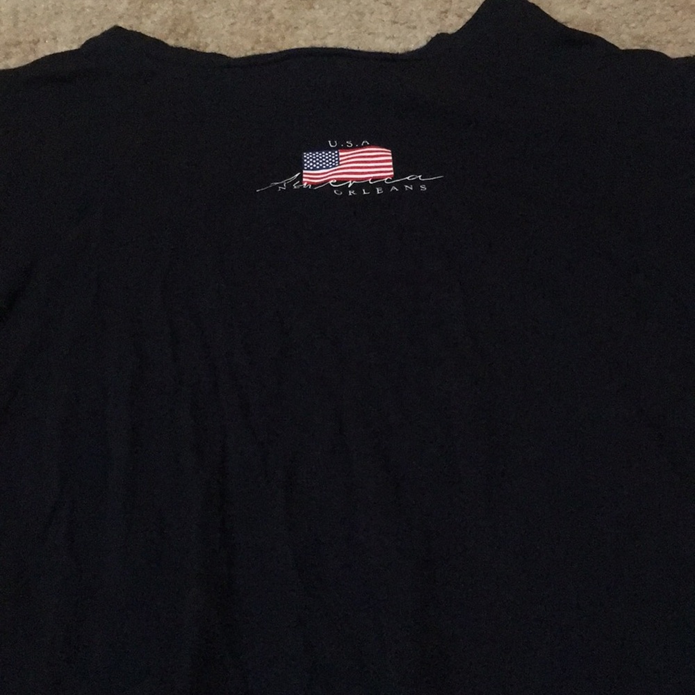Navy blue crop top from H&M